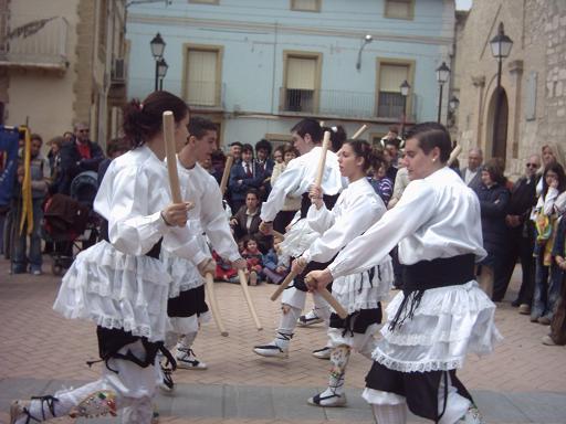 Dance de Bulbuente en el encuentro de danzantes en Novillas. 6