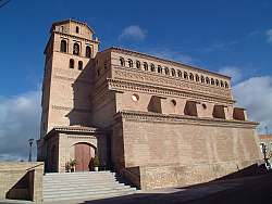 Panorámica de iglesia Mudéjar de Perdiguera 4