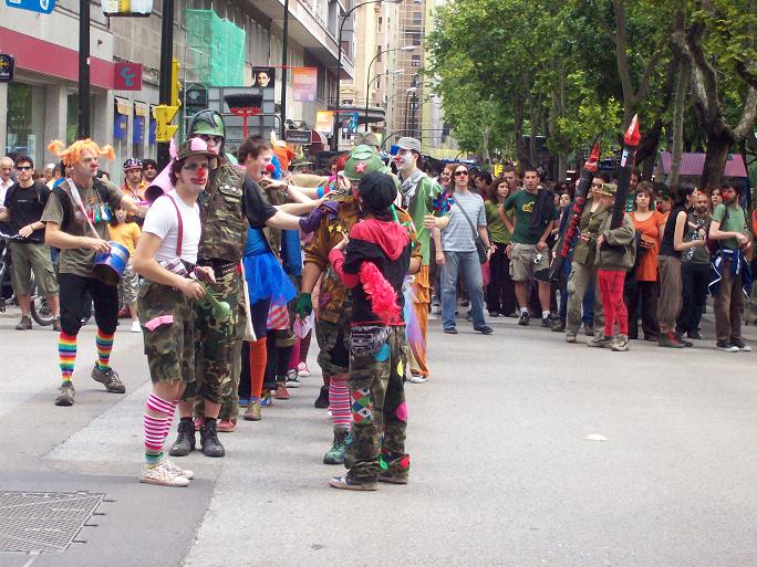 Zaragoza pacifista, música y fiesta frente a militarismo 1 junio de 2008. 19