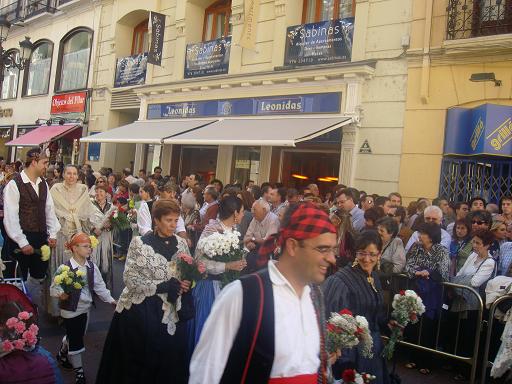 Fiesta del Pilar de 2009 en Zaragoza. Ofrenda de flores el 12 de octubre de 2009. 52