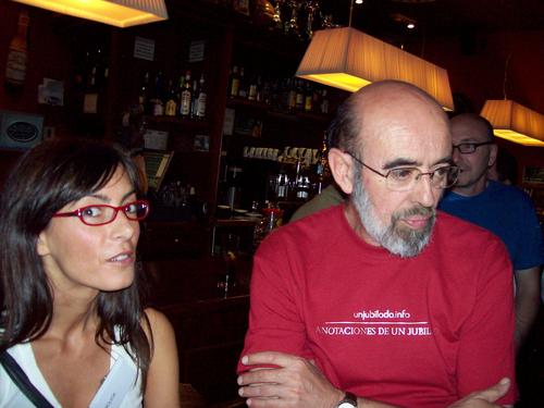 Bloggellon 6 en el Bar Master Pool de Conde Aranda de Zaragoza. abril de 2007. 6
