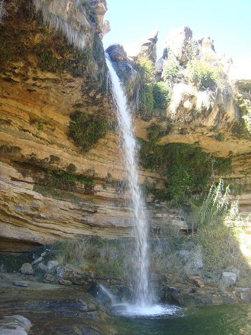 El Salt (el salto) maravillosa cascada en la provincia de Teruel, 2 de noviembre de 2010. 10