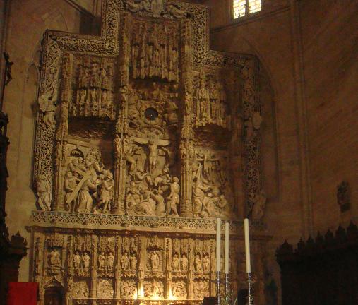 Huesca capital un gran conjunto artístico e histórico. 11
