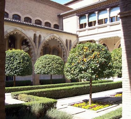 Patio de los Naranjos del Castillo de la Aljaferia de Zaragoza. 1